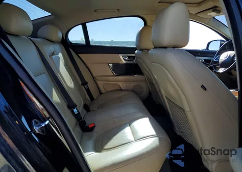 2013 Jaguar Xf z USA, uszkodzony, nr VIN SAJWJ0EF4D8S94192